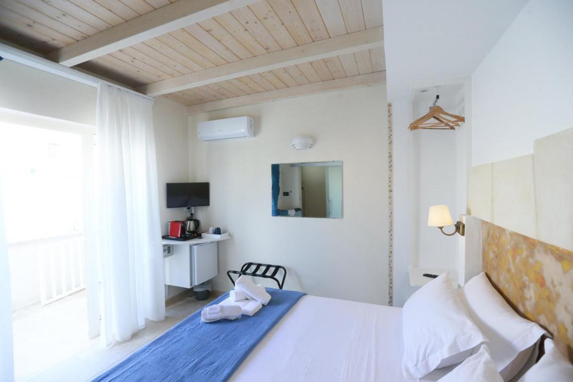 Dimora Mazzini - Salento Selection Bed & Breakfast ตูญีเอ ภายนอก รูปภาพ